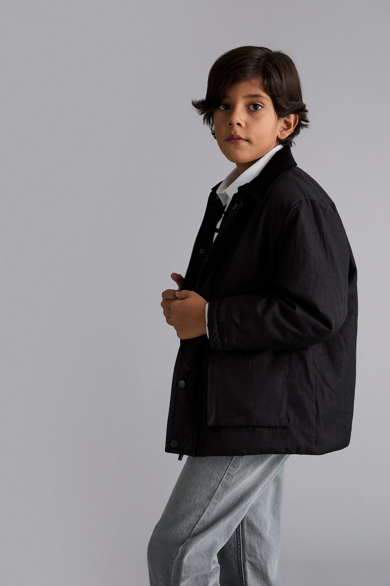 ديفاكتو جاكيت اولادي برقبة بولو بكباسين - Image 1